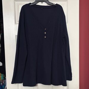 Navy Blue Women's V-Neck Top size xl